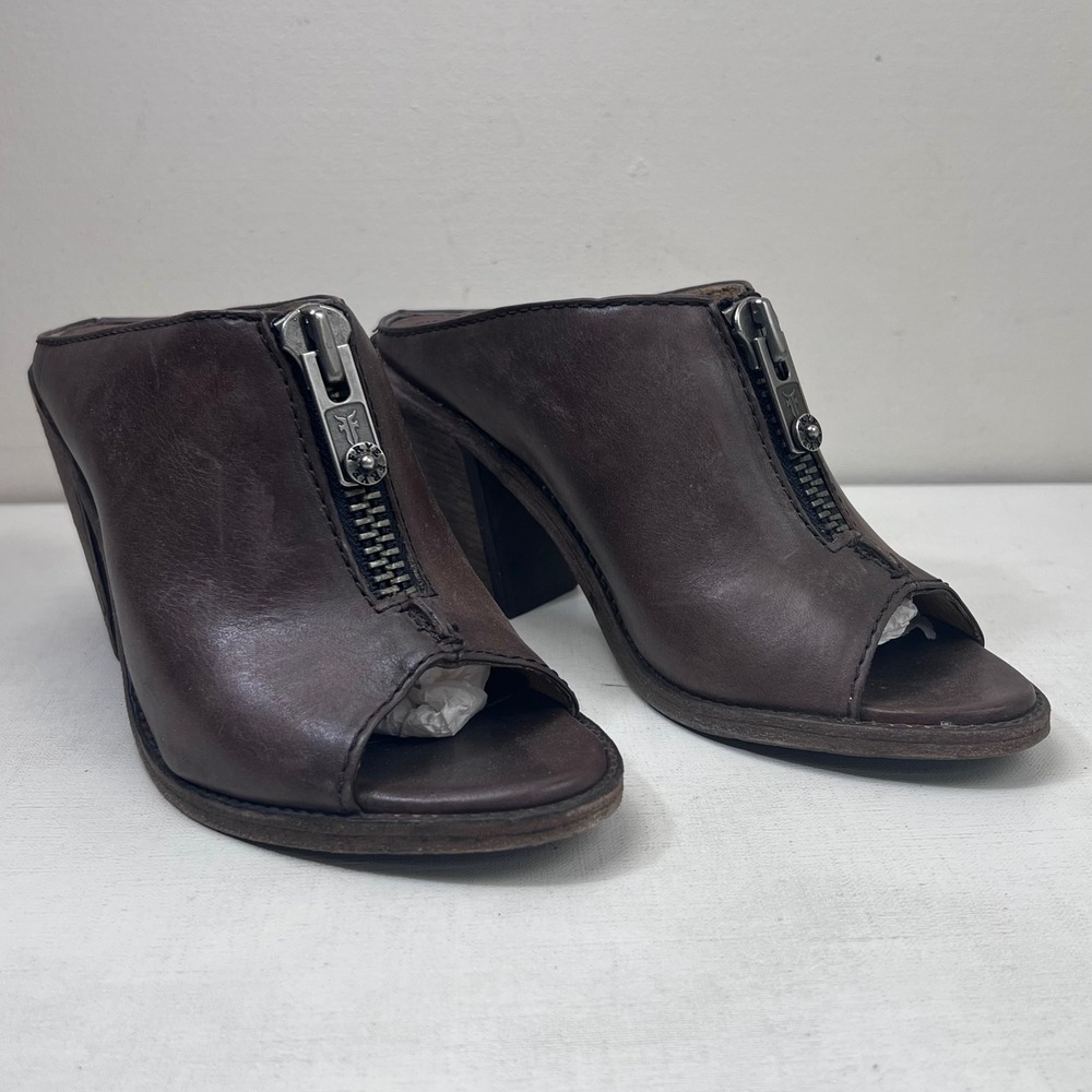 Frye Izzy Womens Brown‎ Leather Front Zip Moto Peep Toe Block Heel Mules 6